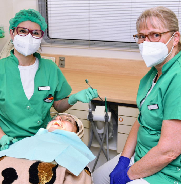 Working as a dental assistant at Europe Medicare
